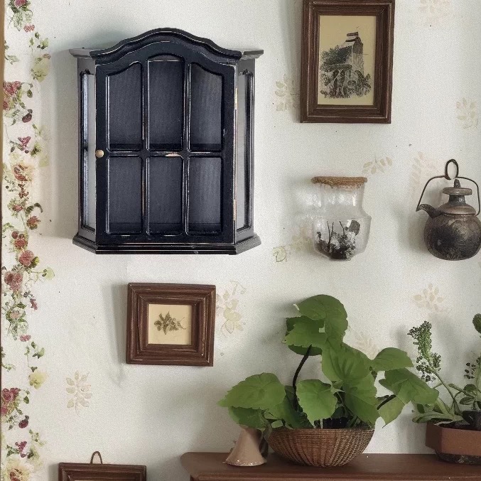 Lemari Dinding Kayu Antik deng - Vintage Collectible Glass ulasan dan harga