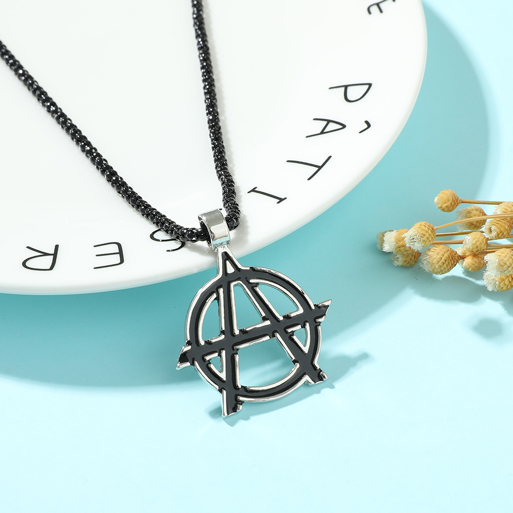 Kalung Logo Huruf A Simbol Fil - Vintage Collector ulasan dan harga